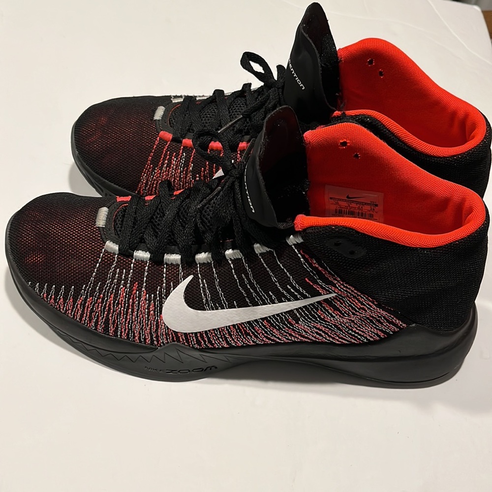 LIKE NEW Nike Zoom Ascention